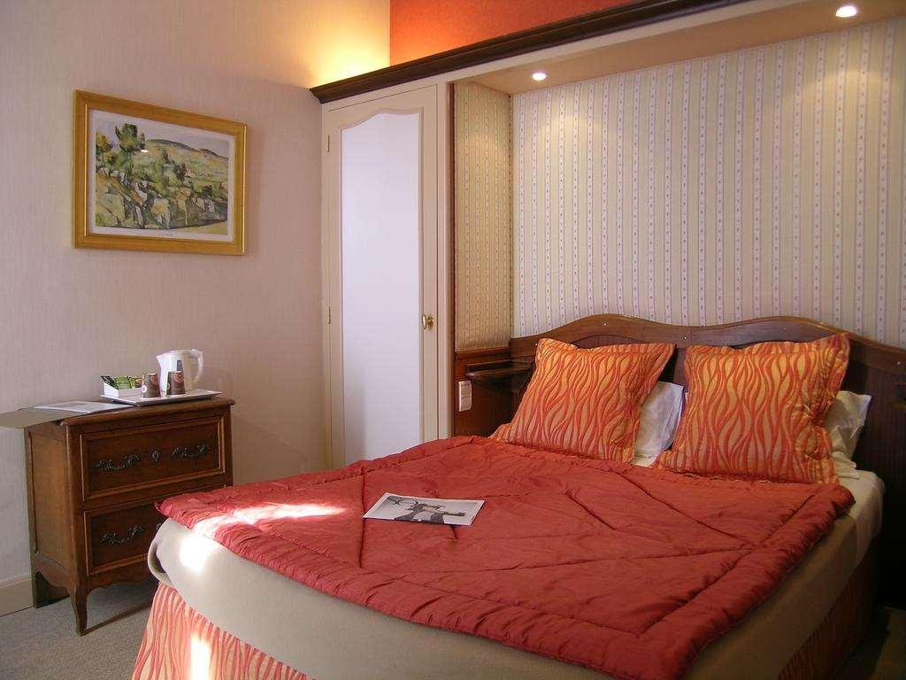 Cit'Hotel Sphinx - Hotel Montelimar Phòng bức ảnh