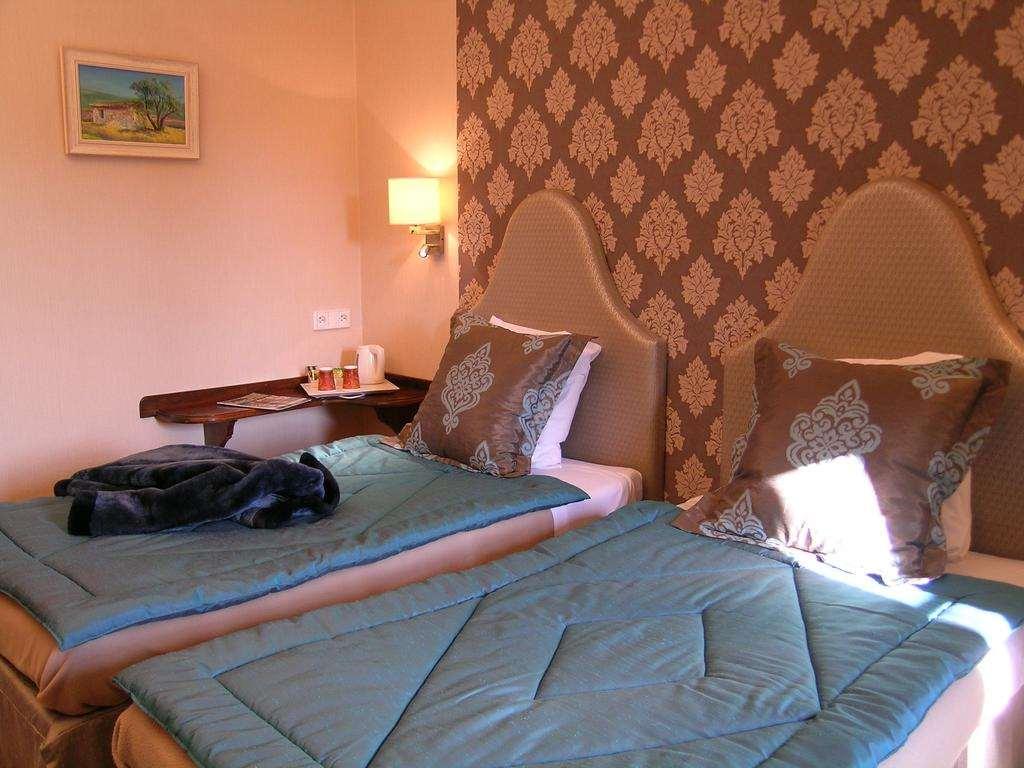 Cit'Hotel Sphinx - Hotel Montelimar Phòng bức ảnh