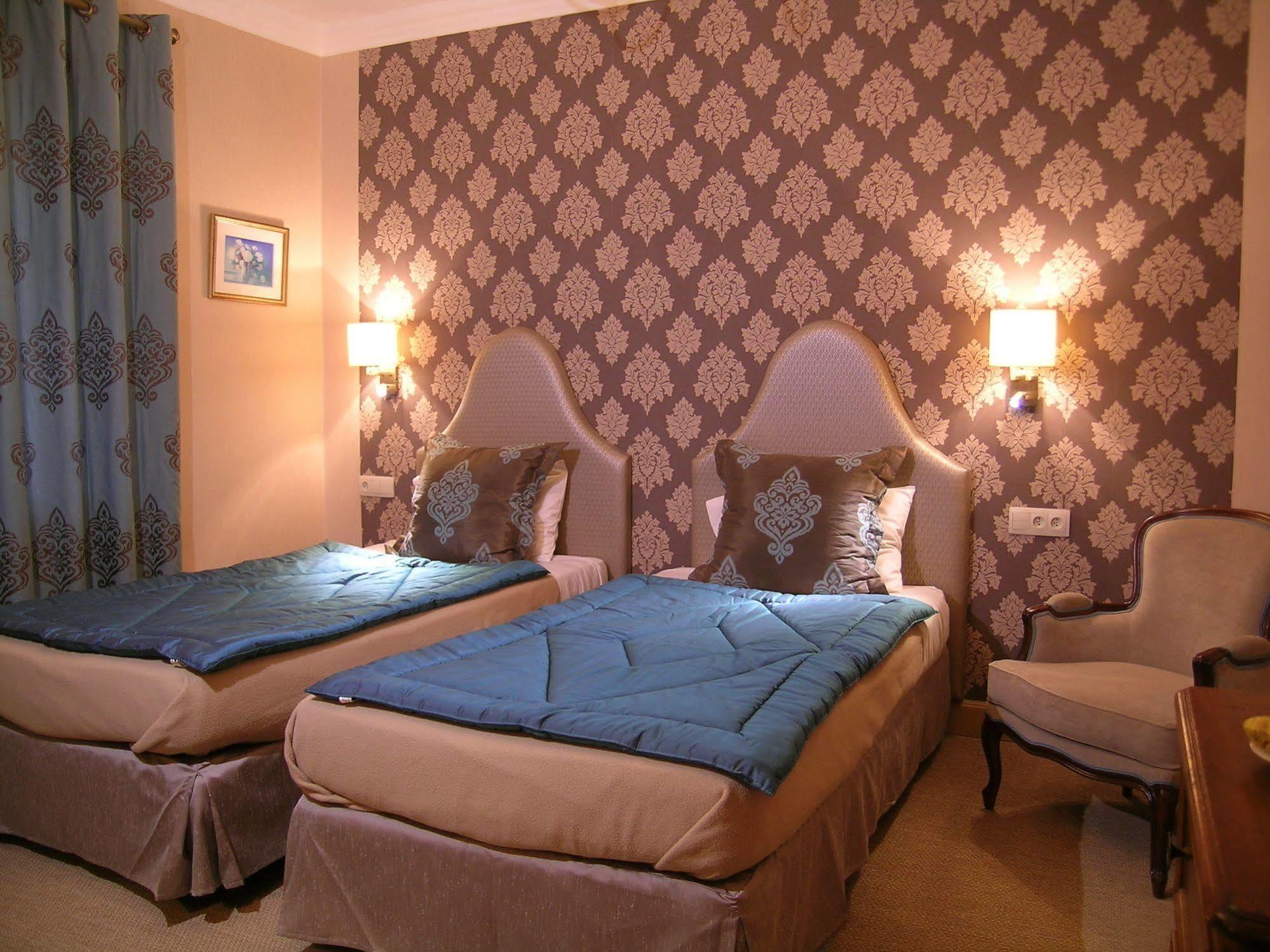 Cit'Hotel Sphinx - Hotel Montelimar Ngoại thất bức ảnh